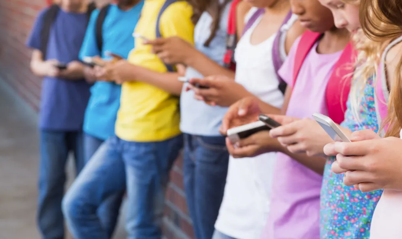 jóvenes redes sociales