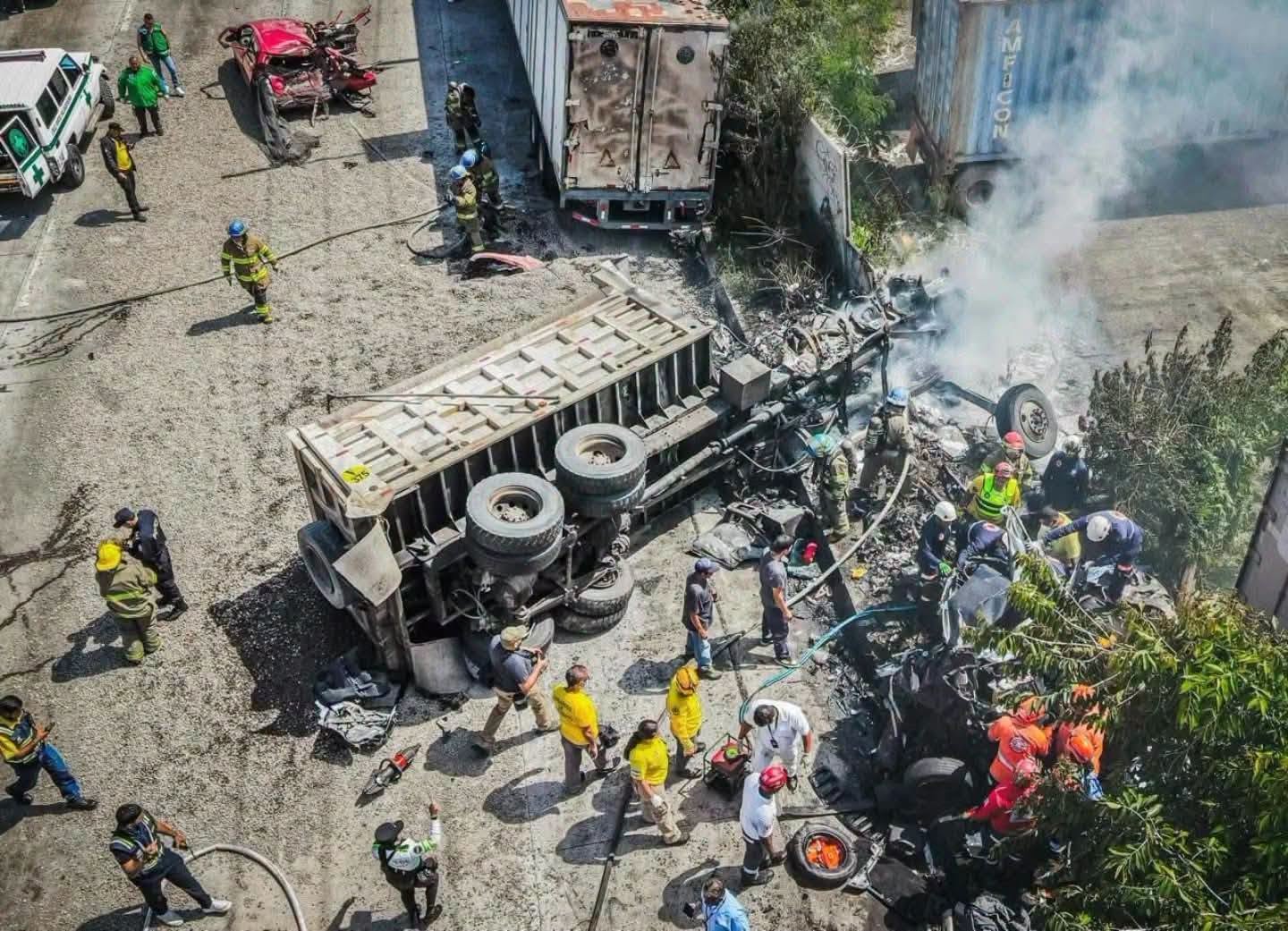 Identifican a mujer fallecida esta mañana en accidente en Paso Integración, como jueza de Chalatenango
