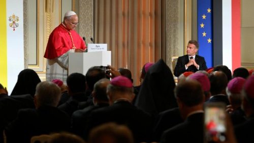 El papa León XIV defiende el derecho a la vida y una «justa laicidad» durante su discurso en el Palacio del Elíseo