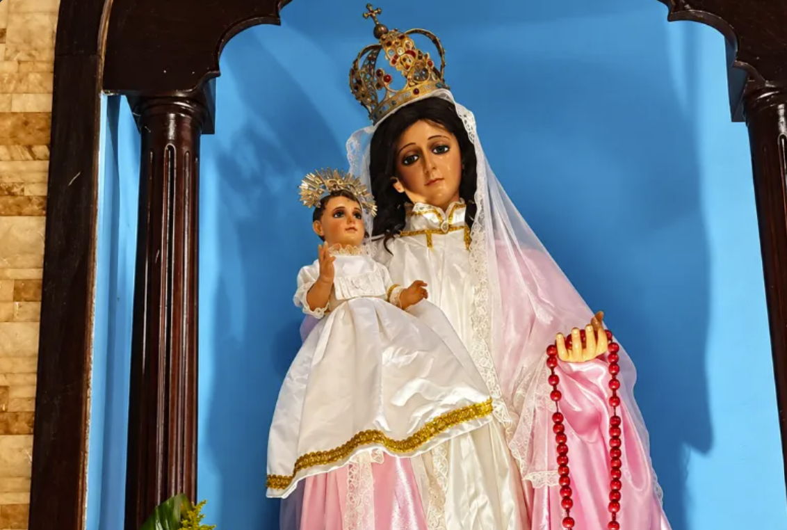 Roban imagen del Niño Dios y dos coronas bañadas en oro en iglesia de San Esteban Catarina