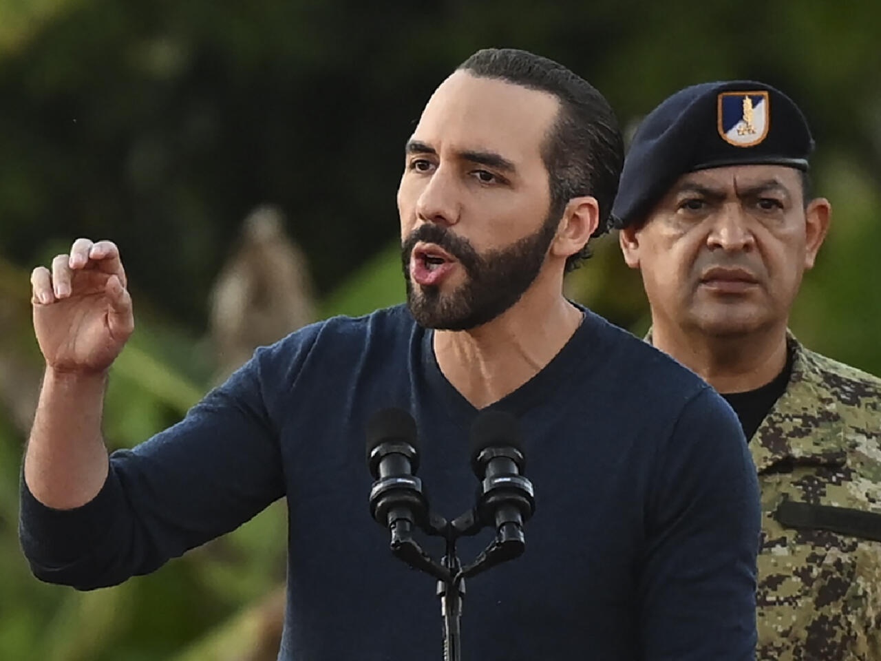 bukele comandante